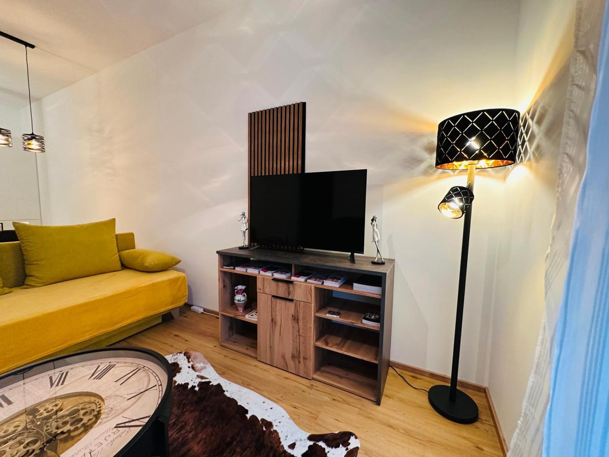 Schoenbrunn Garden Apartments Wina Bagian luar foto