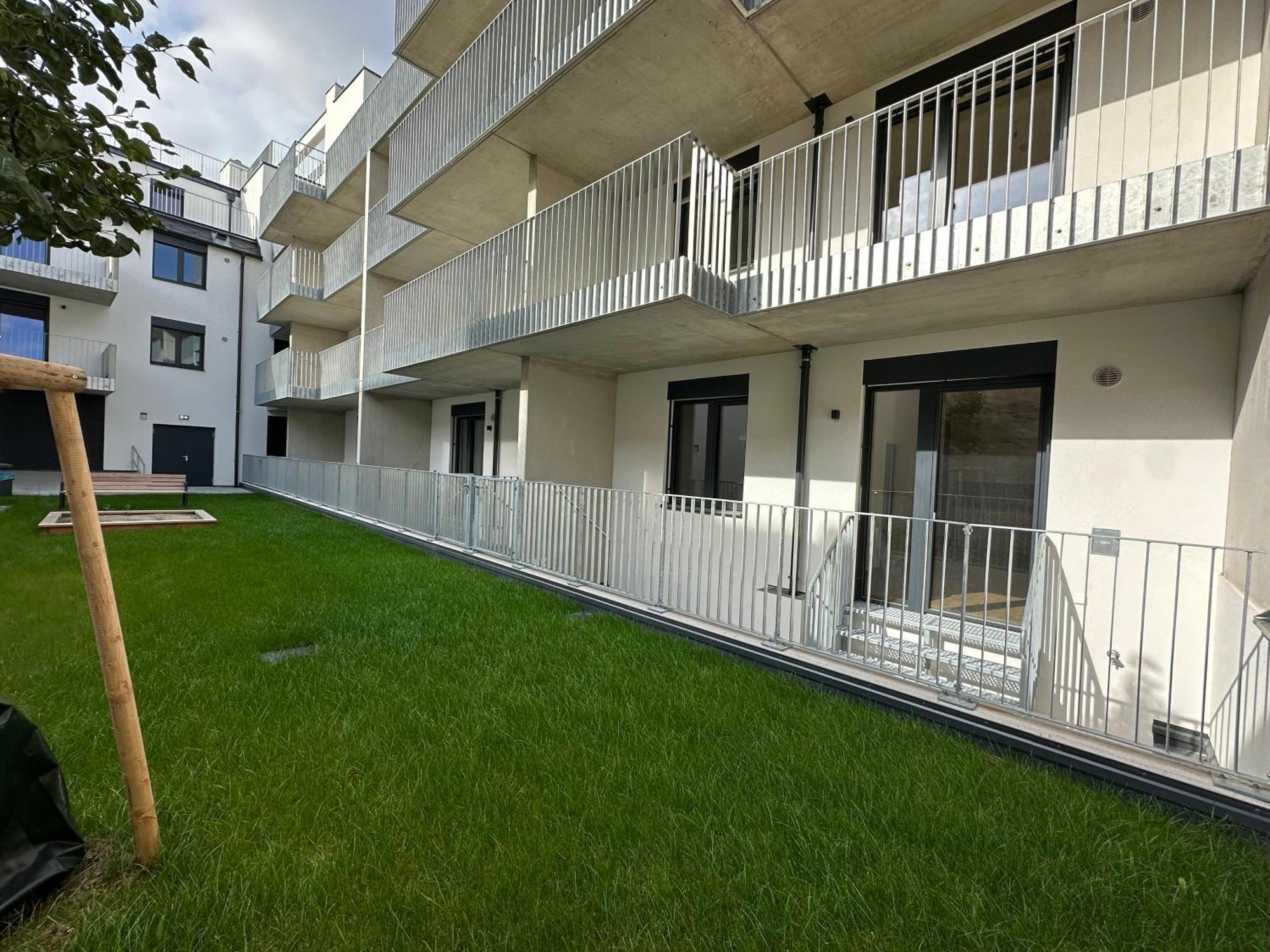 Schoenbrunn Garden Apartments Wina Bagian luar foto